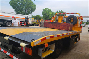 云安附近拖车电话号码服务